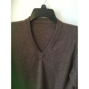 Saks 5th Ave Mens Wool Sweater Size Large Long Sleeve V-Neck  Made in Italy